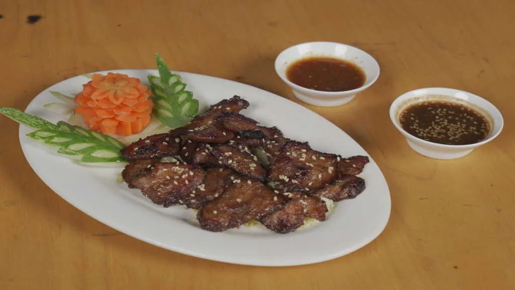 greatburma_porkneckgrillwithcharcoal